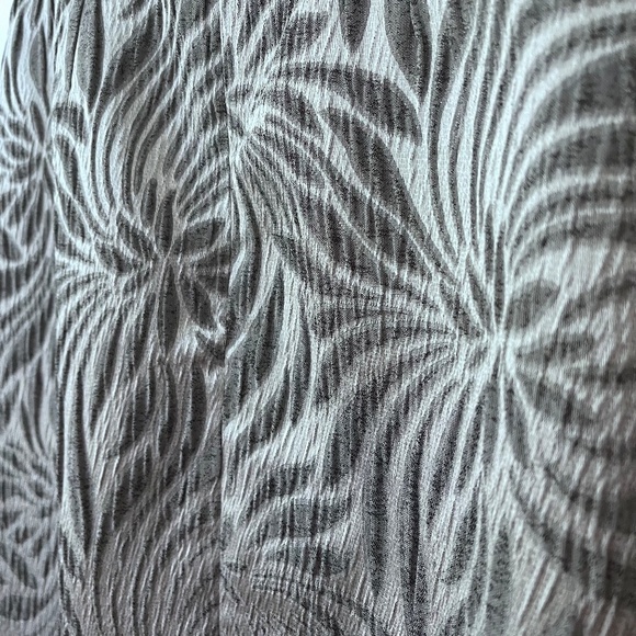 Cynthia Steffe HOLIDAY Dress Strapless Textured Floral Silver Size 0 $345.00 - Picture 9 of 14